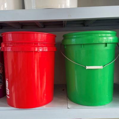 Πολυπροπυλένιο προσαρμοσμένες μπάνες 3L 4L 5L 8L 10L δοχείο πλαστικό κουβά με καπάκι