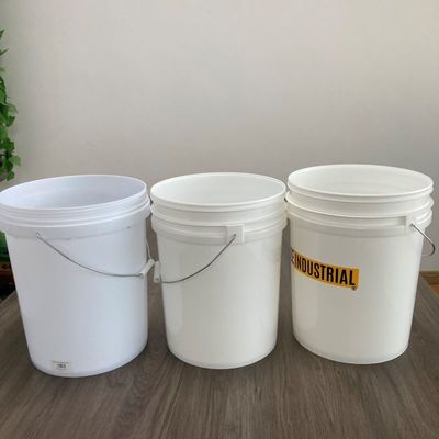 20 λίτρα πλαστικό κουβά με καπάκια και προσαρμόστε το πάχος 1,0 έως 2,5 mm