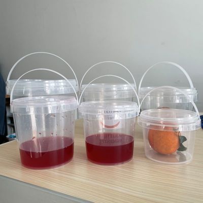 Προσαρμόσιμα 500ml 750ml 1L 1.5L Γύρω πλαστικά κουβάκια τροφίμων με κάλυμμα και λαβή
