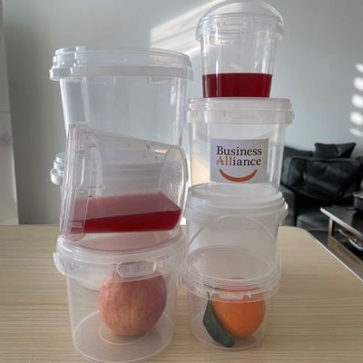 Προσαρμόστε στρογγυλό 300ml 500ml 750ml 1L διαυγές πλαστικό κουβά με προσαρμόσιμο μέγεθος