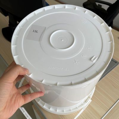 Ανακυκλώστε εξατομικευμένο 15L πλαστικό κουβά με καπάκι και ισχυρό κουβά με μεταλλικό λαβή