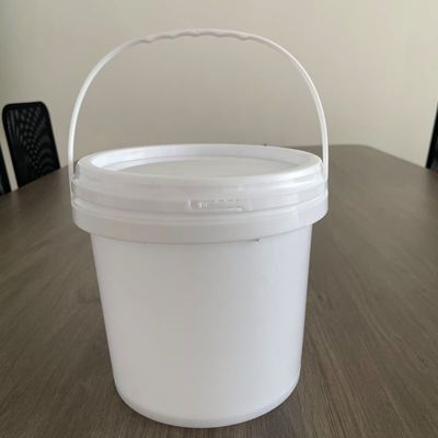 Σνακ 4L πολύχρωμο πλαστικό κουβά με εκτύπωση IML και πιστοποίηση GAP/ISO/FDA