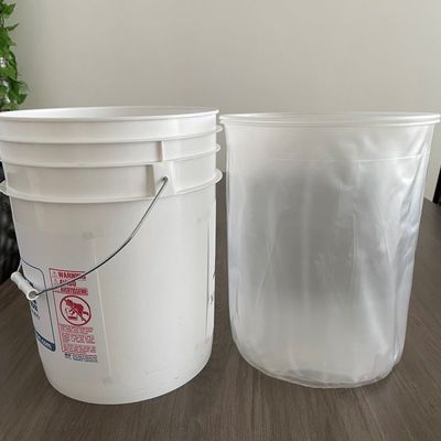 Βιομηχανικές 20L 25L Τροφικές κατηγορίες 5 γαλόνια 6 γαλόνια πλαστικών κουβάδων με στρογγυλή ή τετράγωνη λαβή